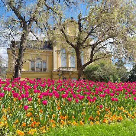 Lägenhet Tulip Dreamland